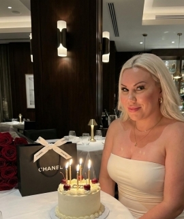 Slim busty kinky VIP lady escort Essex