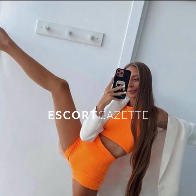 Cum in Mouth mature VIP escort Istanbul