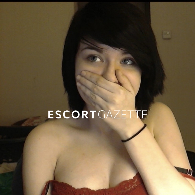 Sexy slim exotic call girl cheap prostitute Aix-En-Provence