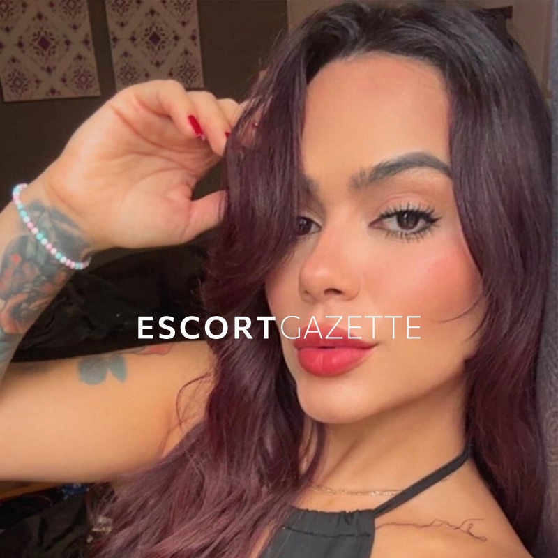 Sexy slim exotic call girl  Dubai