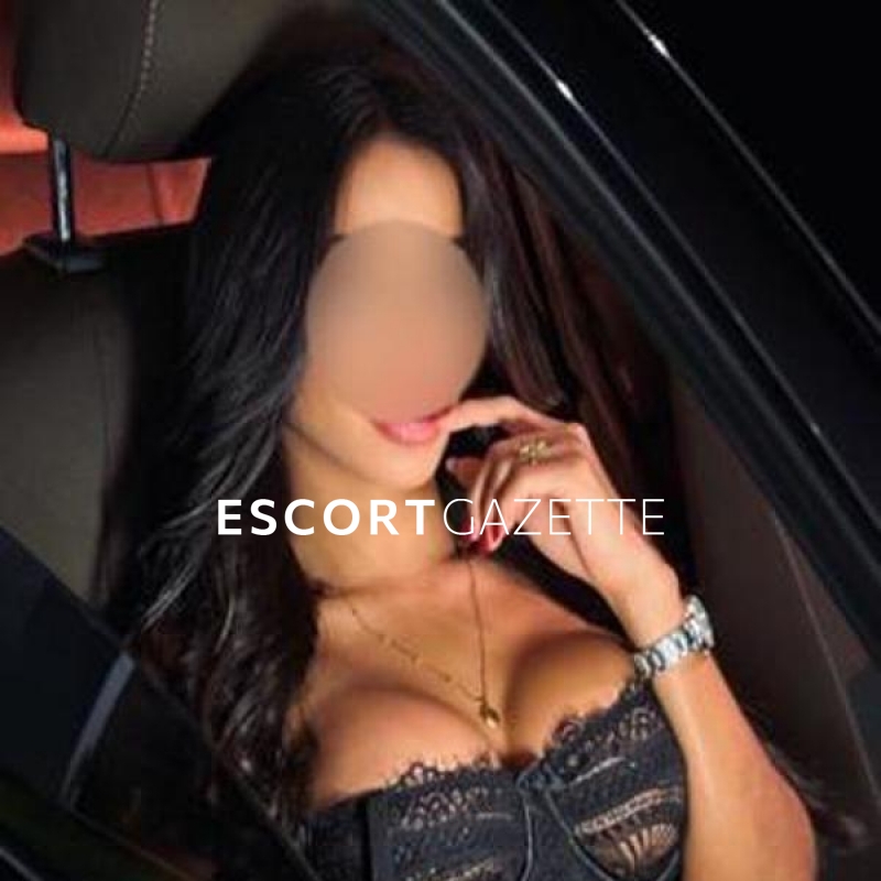 Sexy slim exotic call girl review escort Dubai London