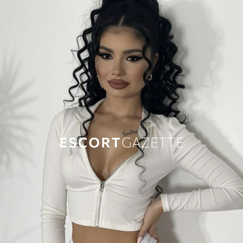 Dancer fitness model review escort Dubai London